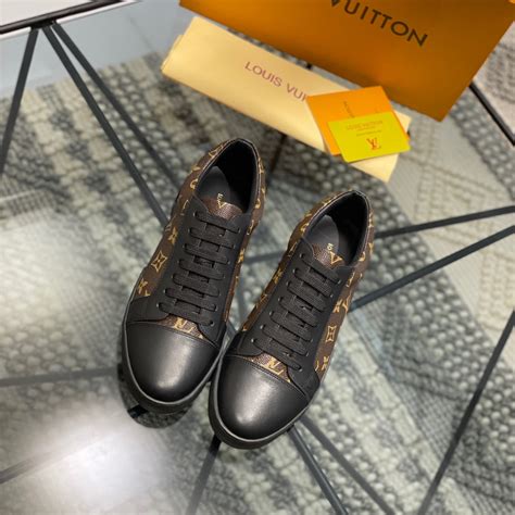 louis vuitton shoe store|cheap louis vuitton shoes 49.99.